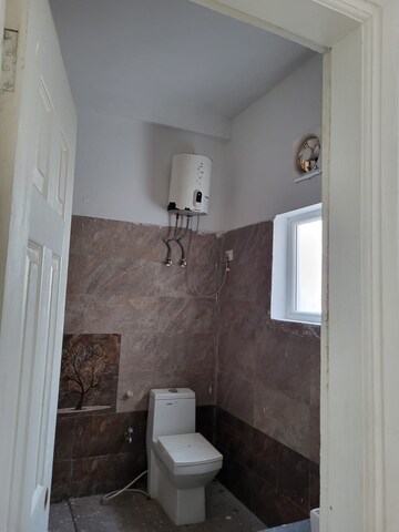 Bathroom in 3 BHK Villa at Paramount Golfforeste Villas, Zeta I Greater Noida – for Sale