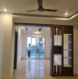 Room in 3 BHK Apartment at Parsvnath Exotica, Sector 53 – for Sale