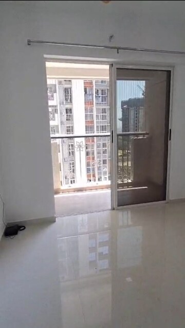 Room in 2 BHK Apartment at Lodha Codename Premier, Dombivli East – for Rent
