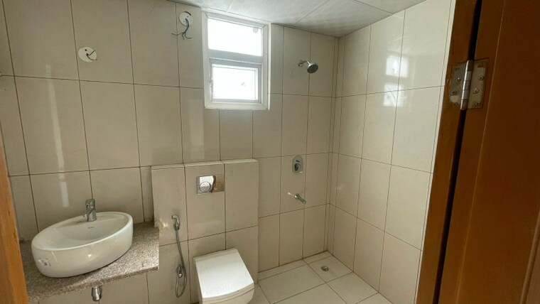 Bathroom, smart-world-gems 2 Bedroom 1103 Sq.Ft. Apartment In Sector 89 Gurgaon 8692401