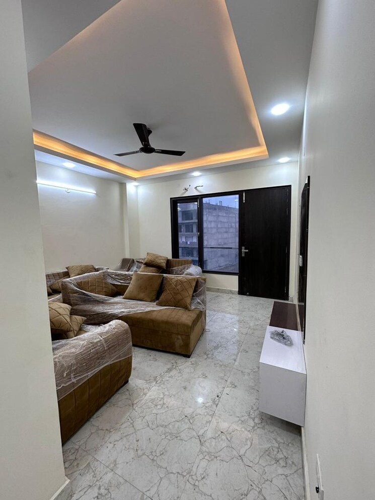 Living Room, shipra-srishti 3 Bedroom 1758 Sq.Ft. Apartment In Ahinsa Khand 1 Ghaziabad 8692575