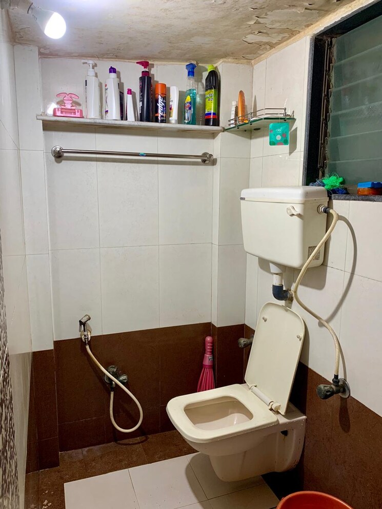 Master Bedroom, new-shantivan 2 Bedroom 700 Sq.Ft. Apartment In Andheri West Mumbai 8692607