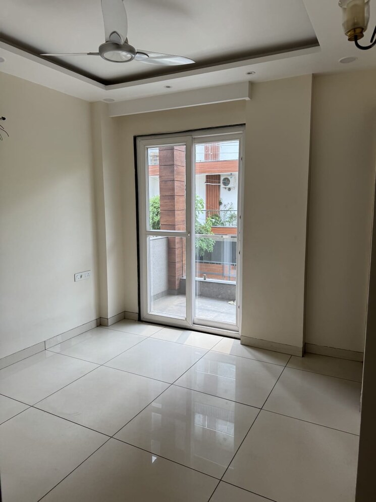 Room, sushant-lok-2 3 Bedroom 1800 Sq.Ft. Builder Floor In Sector 57 Gurgaon 8692657