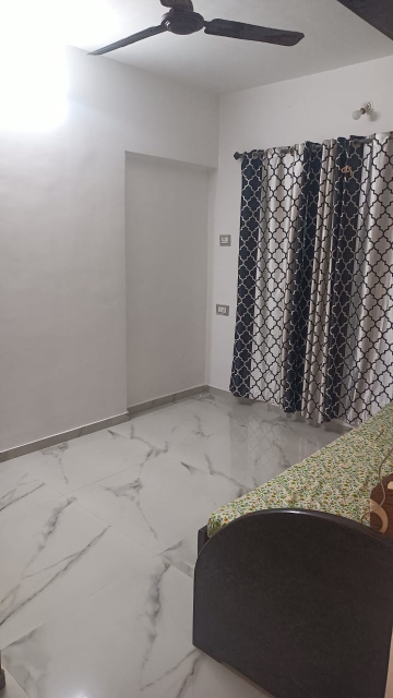 1 Rk+ Pooja Room Apartment For Rent in Ganeshwadi Chs