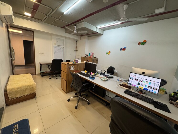 Team Area, vastrapur Commercial Office Space 758 Sq.Ft. In Vastrapur Ahmedabad 8692618