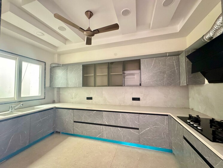 Kitchen, lodha-amara 3 Bedroom 1185 Sq.Ft. Apartment In Kolshet Road Thane 8692944
