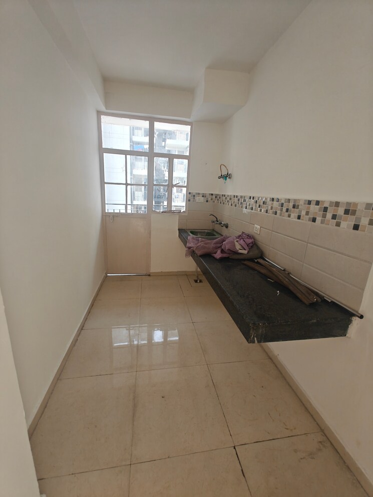 Kitchen, signature-global-solera-2 2 Bedroom 577 Sq.Ft. Apartment In Sector 107 Gurgaon 8692831