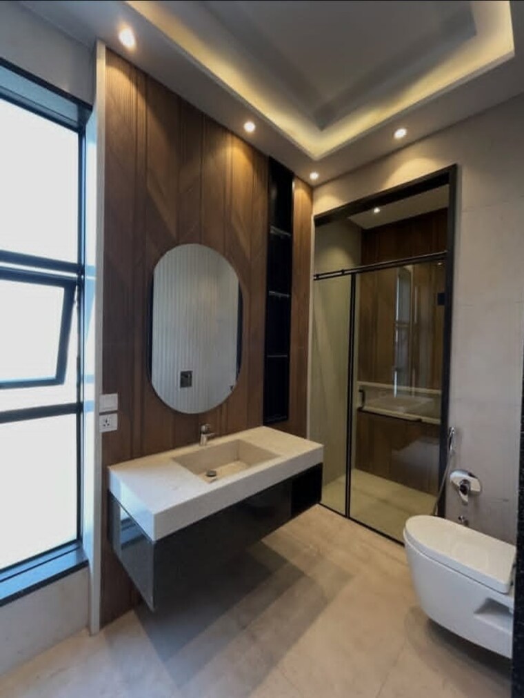 Bathroom, sector 37 4 Bedroom 4050 Sq.Ft. Builder Floor In Sector 37 Faridabad 8692839