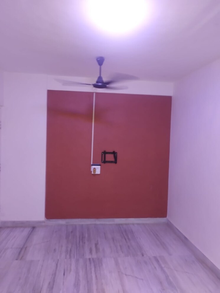 Room, sai-complex-housing 1 Bedroom 540 Sq.Ft. Apartment In Dahisar West Mumbai 8692862