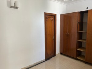 Room in 3 BHK Builder Floor at Preet Vihar – for Sale