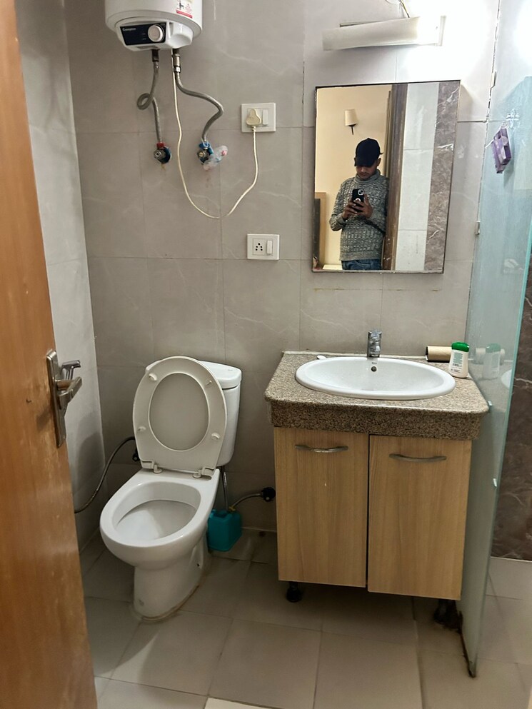 Bathroom, nimbus-the-golden-palm 1 Bedroom 506 Sq.Ft. Apartment In Sector 168 Noida 8693031
