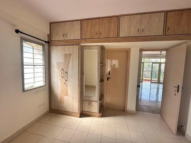 Room, shriram-shreyas 4 Bedroom 2000 Sq.Ft. Apartment In Kodigehalli Bangalore 8692949