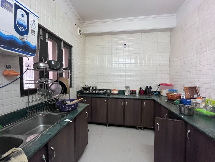 Kitchen, sector 45 3 Bedroom 1600 Sq.Ft. Builder Floor In Sector 45 Gurgaon 8693053