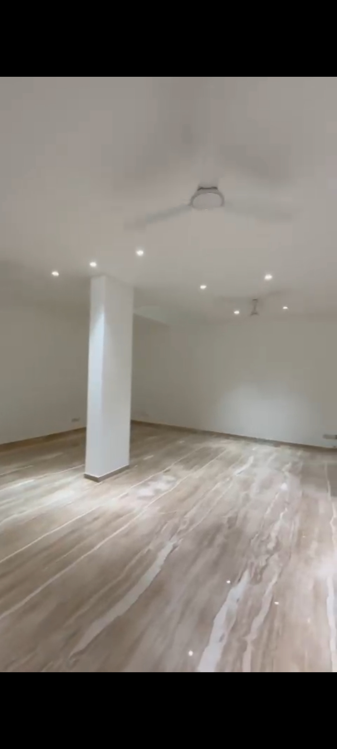 Office Space For Rent in Defence Colony