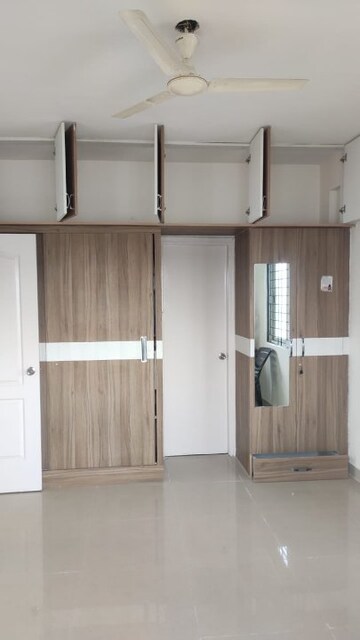 Room in 3 BHK Apartment at Keerthi Royal Palms, Electronic City – for Rent