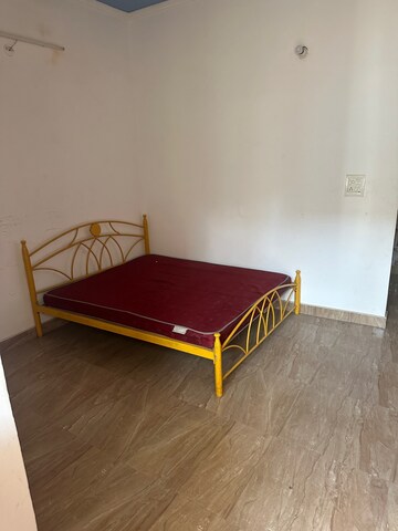 Bedroom in 2 BHK Builder Floor at Lotus Homz, Sector 111 – for Rent