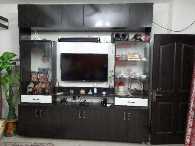 Room, preet vihar 4 Bedroom 2250 Sq.Ft. Builder Floor In Preet Vihar Delhi 8693248