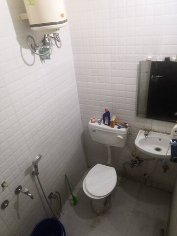 2 BHK Builder Floor For Rent in Sector 52