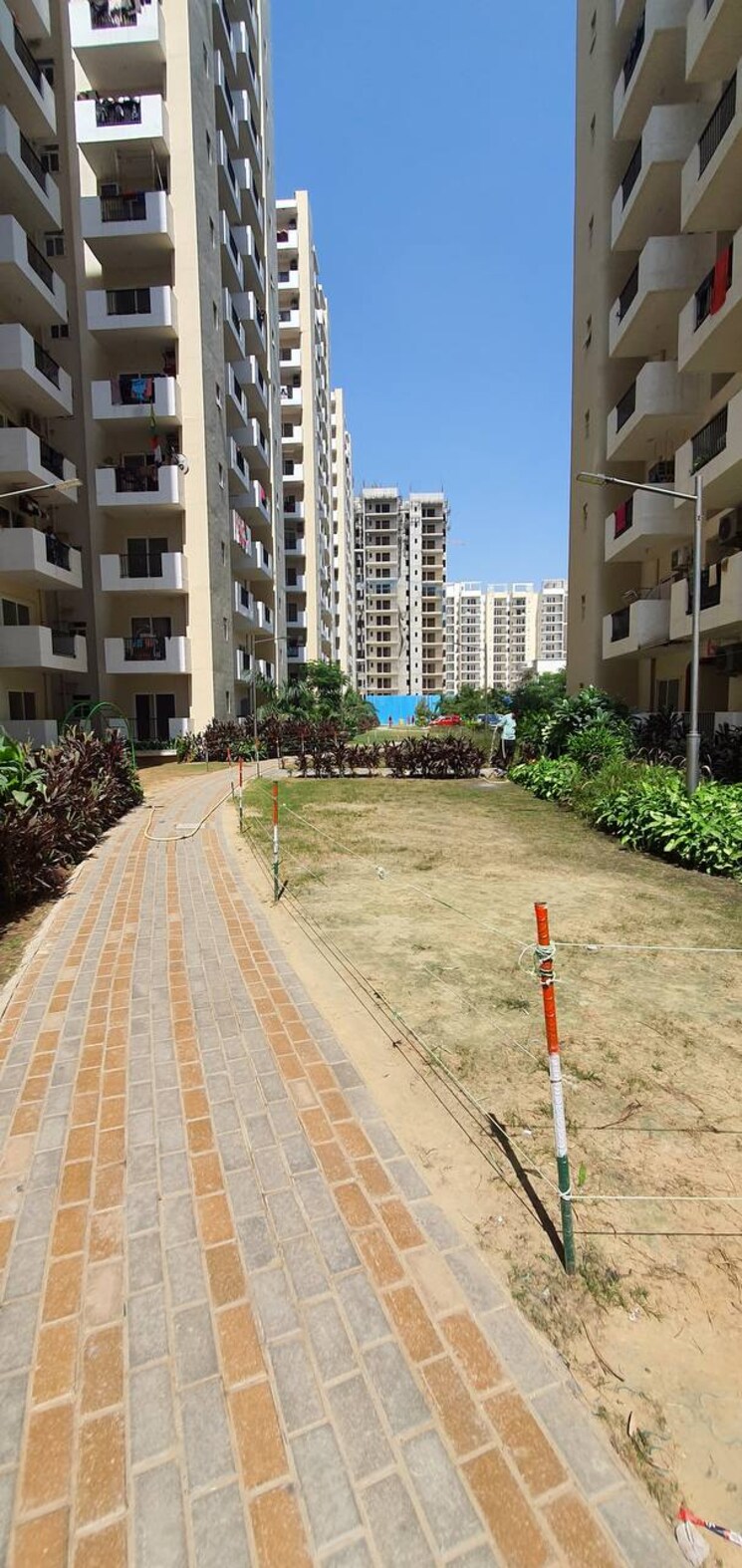 Exterior View, gls-arawali-homes 2 Bedroom 900 Sq.Ft. Apartment In Sohna Sector 4 Gurgaon 8693332