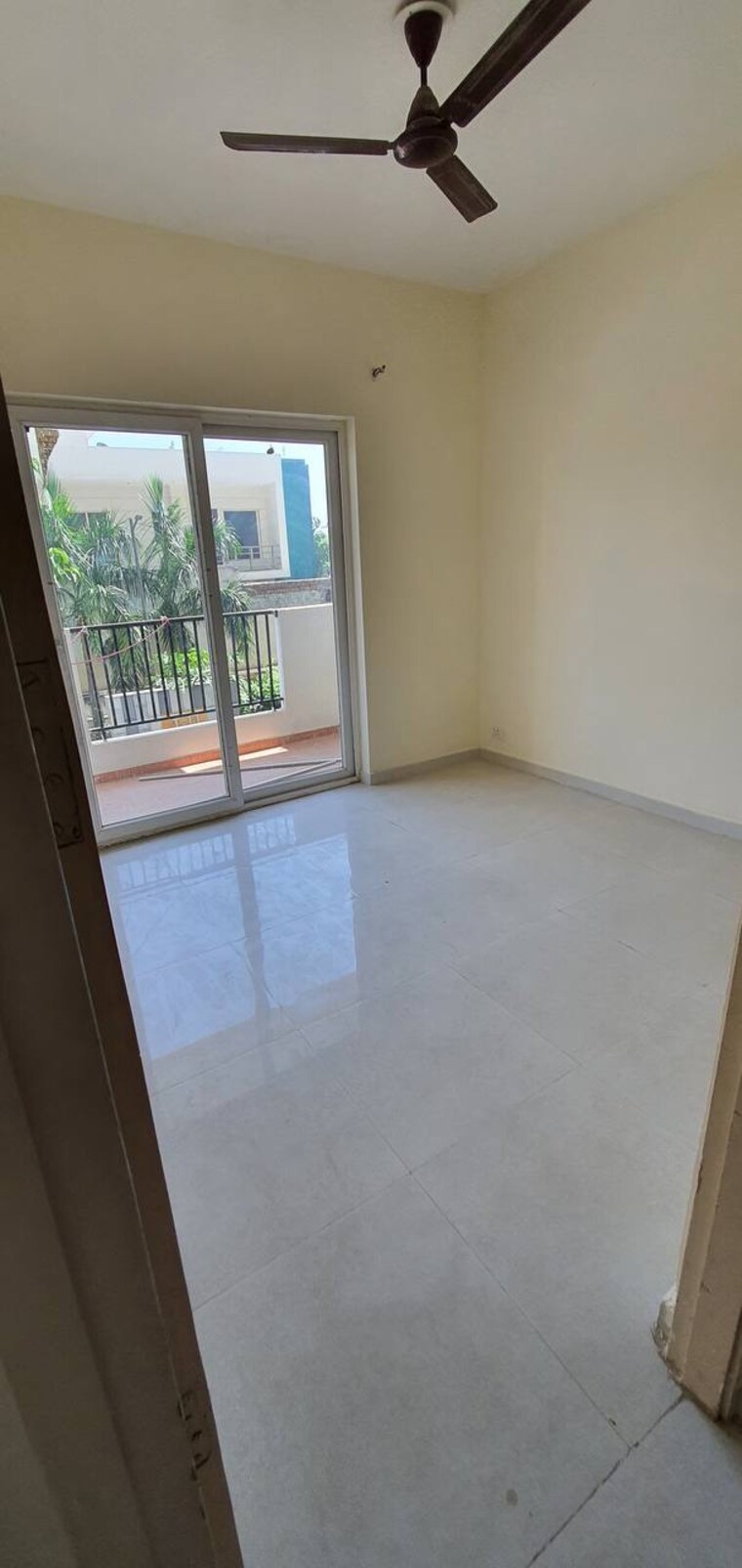 Room, gls-arawali-homes 2 Bedroom 890 Sq.Ft. Apartment In Sohna Sector 4 Gurgaon 8693435