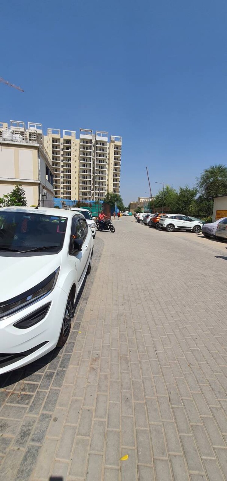  Parking, gls-arawali-homes 2 Bedroom 890 Sq.Ft. Apartment In Sohna Sector 4 Gurgaon 8693435