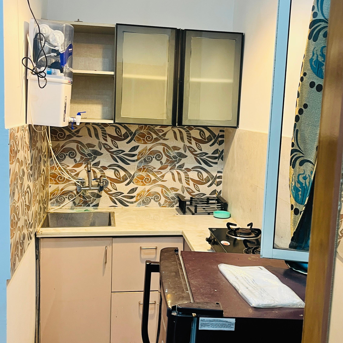 1 Rk+ Study Room Builder Floor For Rent in Kalkaji