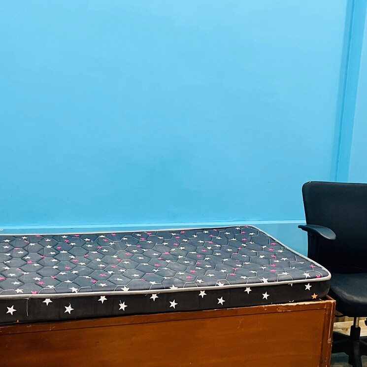 Bedroom, kalkaji 1 RK 450 Sq.Ft. Builder Floor In Kalkaji Delhi 8693561