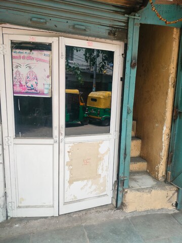  Shop For Sale in Connaught Place