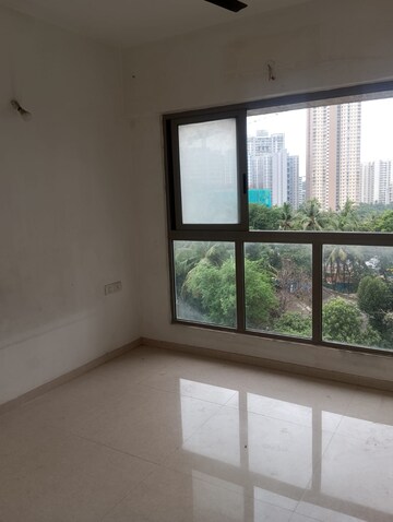 2 BHK Apartment For Rent in The Wadhwa Anmol Fortune, Goregaon West