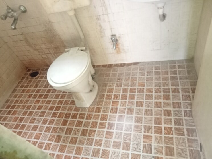 Bathroom, sunder-angan-phase-ii 1 Bedroom 690 Sq.Ft. Apartment In Mira Road Thane 8693857