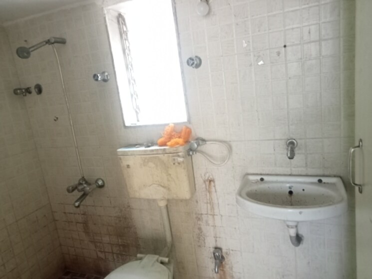 Bathroom, sunder-angan-phase-ii 1 Bedroom 690 Sq.Ft. Apartment In Mira Road Thane 8693857