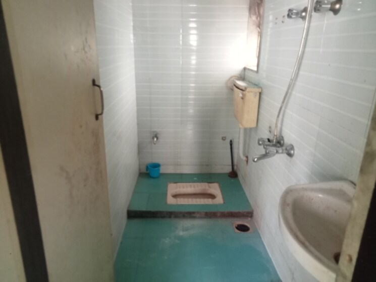 Bathroom, sunder-angan-phase-ii 1 Bedroom 690 Sq.Ft. Apartment In Mira Road Thane 8693857