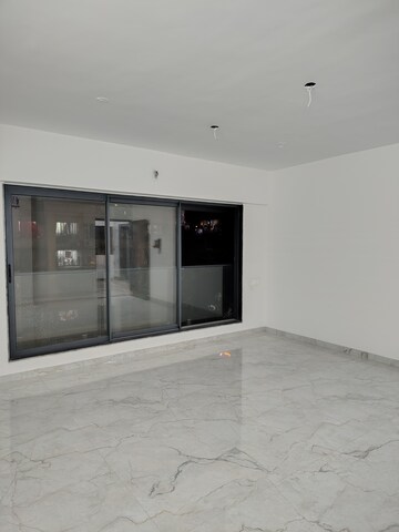 2 BHK Apartment For Rent in Monarch Apartment, Santacruz West