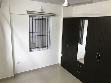 Room in 2 BHK Builder Floor at Hsr Layout – for Rent