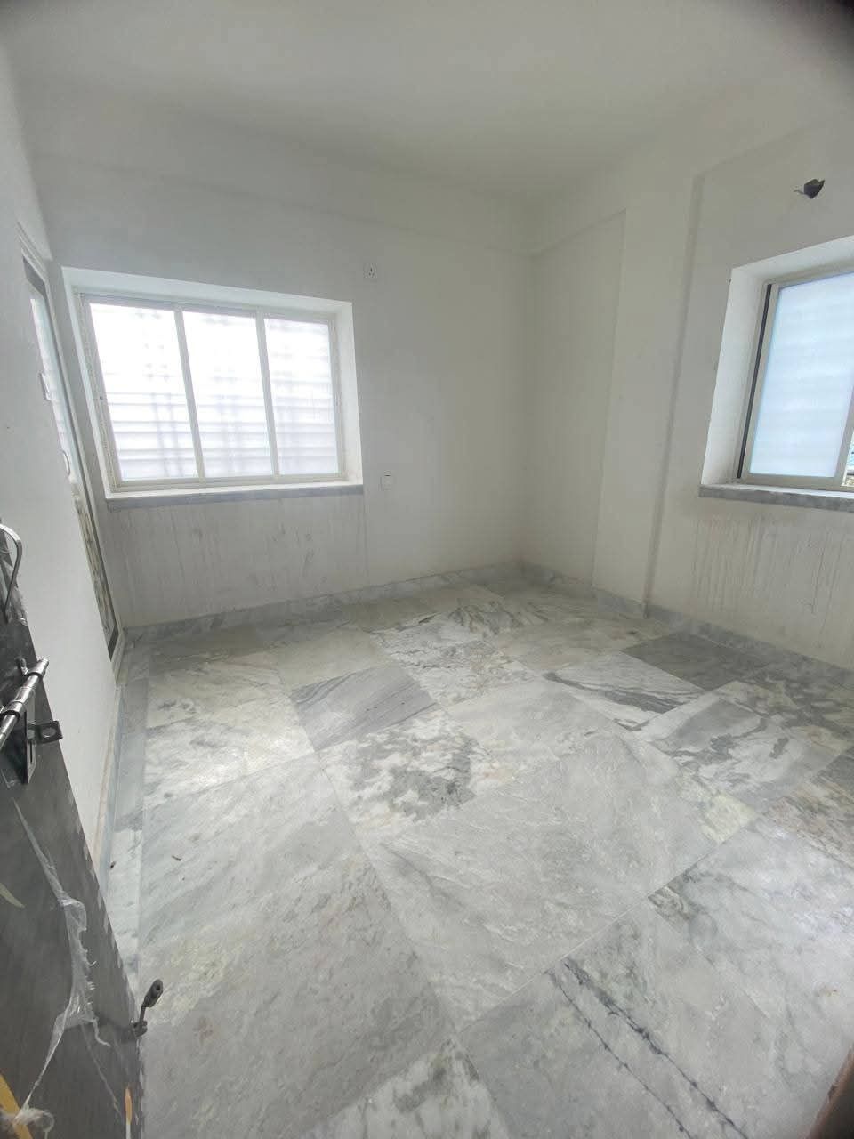 2 BHK Apartment For Sale in Behala Chowrasta James lo