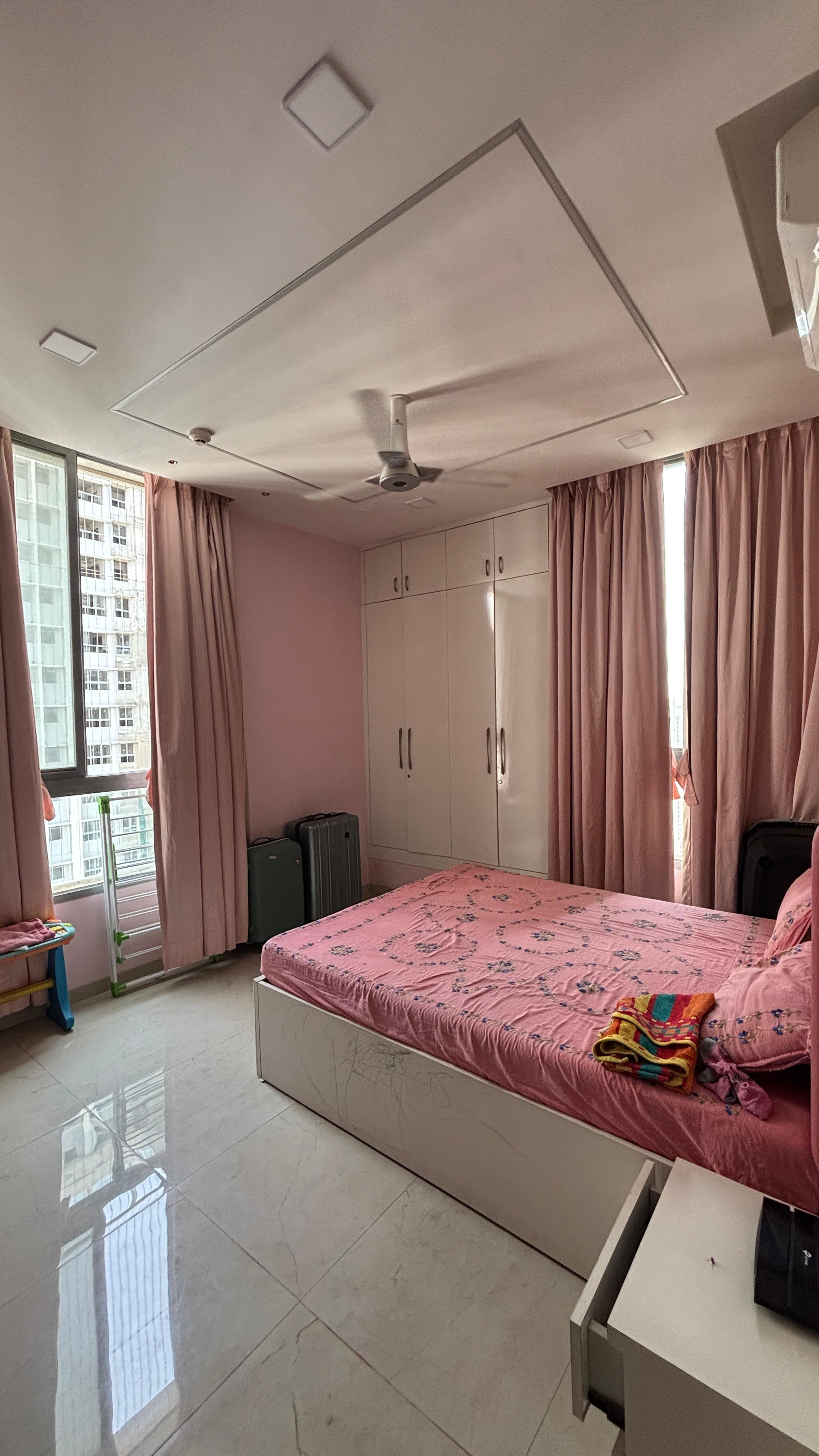 3 BHK + Pooja Room Apartment For Rent in Piramal Vaikunth