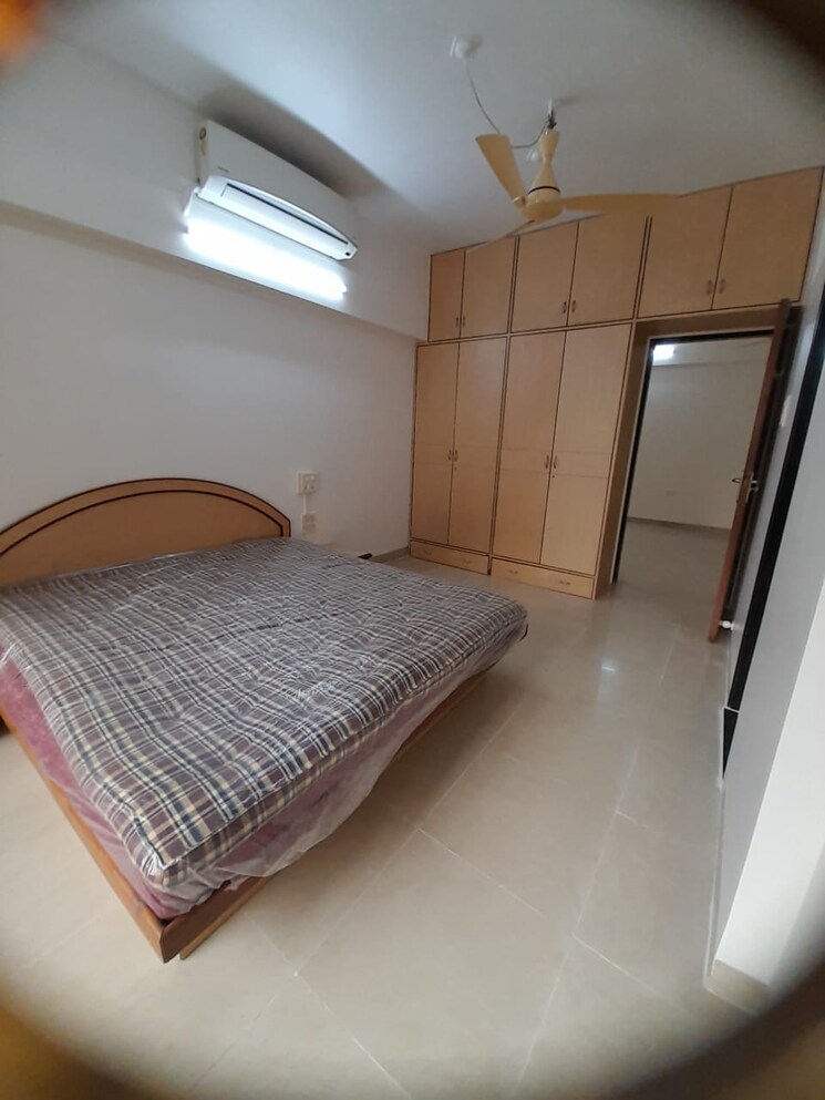 Bathroom, kishni-kunj-apartment 3 Bedroom 1000 Sq.Ft. Apartment In Khar West Mumbai 8693938