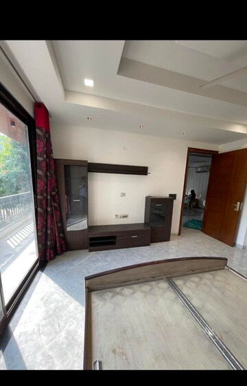 Kitchen in 3 BHK Builder Floor at RWA Residential Society Sector 46, Sector 46 – for Rent