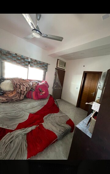 Bedroom in 3 BHK Builder Floor at RWA Residential Society Sector 46, Sector 46 – for Rent