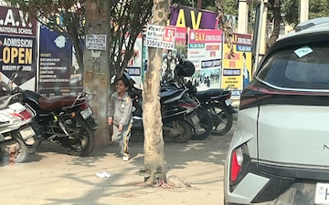 Plot For Sale in New Palam Vihar Phase 1