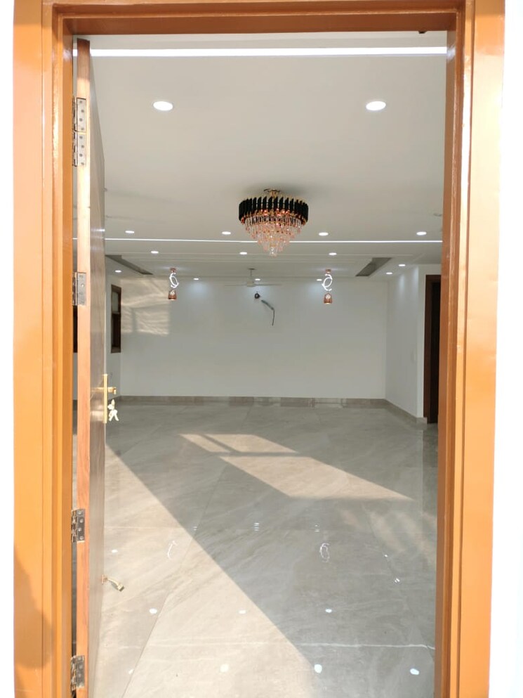 Bathroom, mahavir enclave 2 Bedroom 654 Sq.Ft. Builder Floor In Mahavir Enclave Delhi 8694008