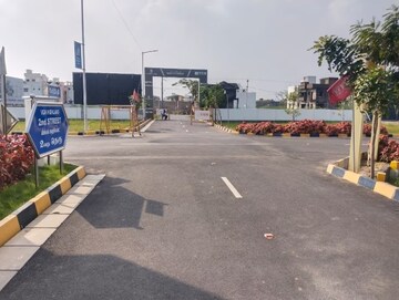 Parking in  Plot at VGN Highland, Tharappakkam – for Sale