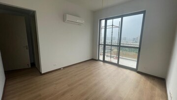 Room in 3 BHK Apartment at Vatika Sovereign Next, Sector 82a – for Sale