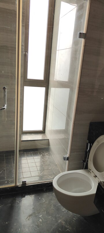 Bathroom in 3 BHK Apartment at M3M Golf Estate, Sector 65 – for Rent