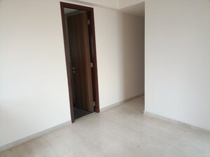 Room in 2 BHK Apartment at Piramal Vaikunth, Balkum Pada – for Sale