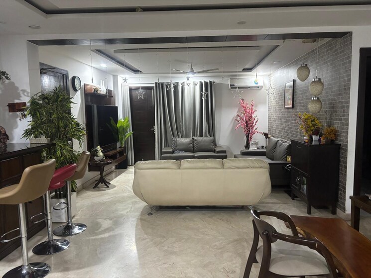 Team Area, emaar-palm-gardens 3 Bedroom 1900 Sq.Ft. Apartment In Sector 83 Gurgaon 8694075