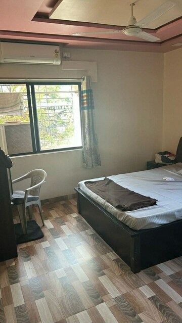 Master Bedroom in 2 BHK Apartment at Dhanori – for Rent