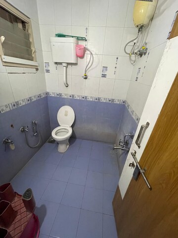 Master Bedroom in 2 BHK Apartment at Makarba – for Rent