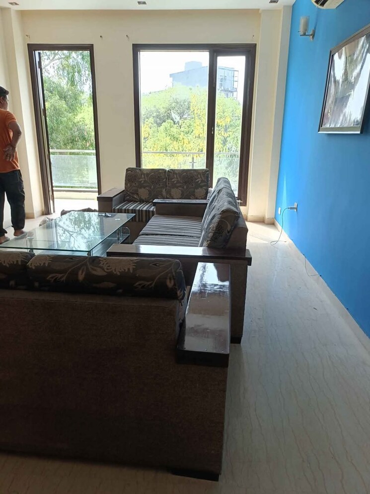 Bedroom, sector 9 3 Bedroom 250 Sq.Yd. Builder Floor In Sector 9 Gurgaon 8694122