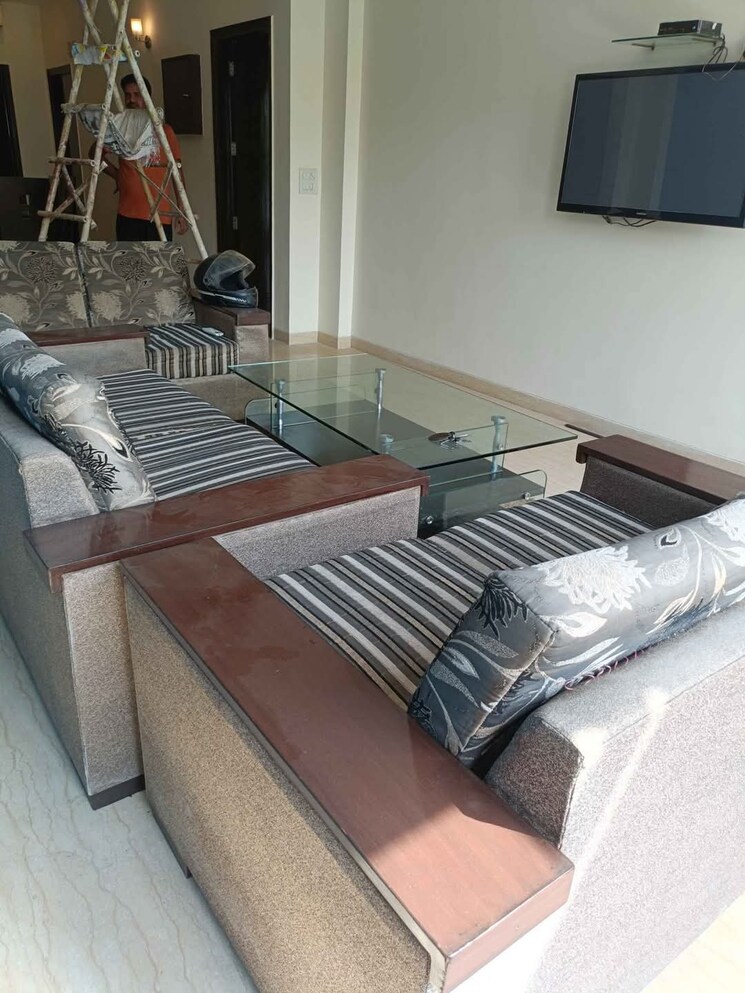 undefined, sector 9 3 Bedroom 250 Sq.Yd. Builder Floor In Sector 9 Gurgaon 8694122